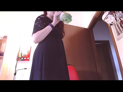 ❤️ Un schiavu sottumessu chì ama i mutandine brutte è luscious hè obligatu à masturbarsi dopu avè vistu stu video! ️ Cazzo à co.pornoklinge.ru ❌️